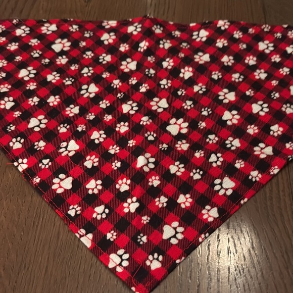 Hand Crafted Set of three dog bandanas Craft Beer and Checkered Bandanas plaid - Picture 4 of 4